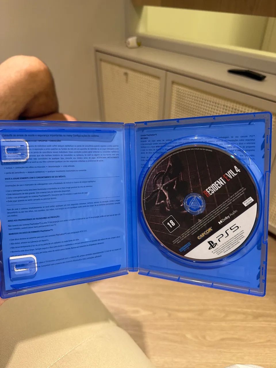 Resident Evil 4 Remake - Playstation 5  - Foto 4