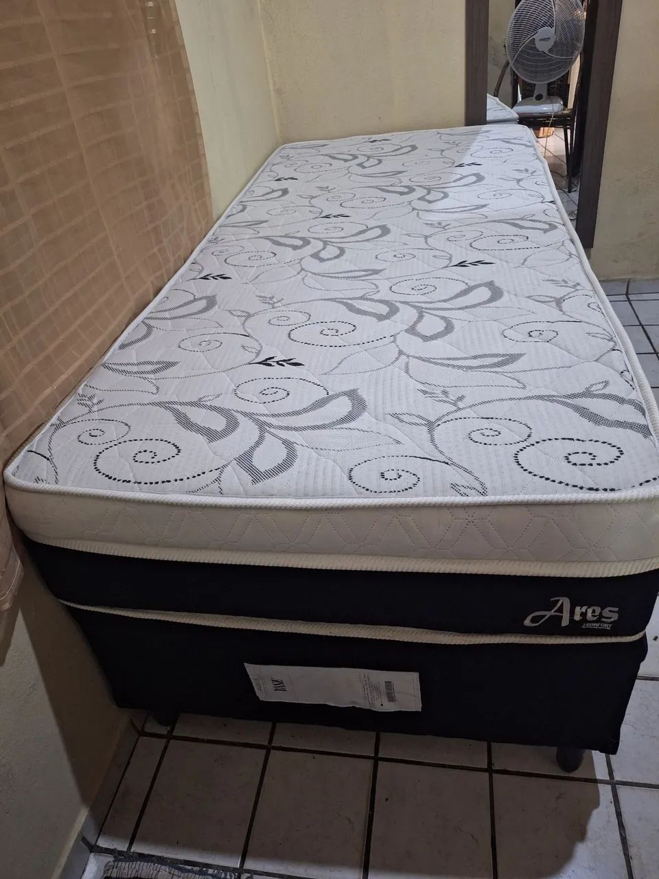 Cama Solteirão com Colchão de Molas Ensacadas