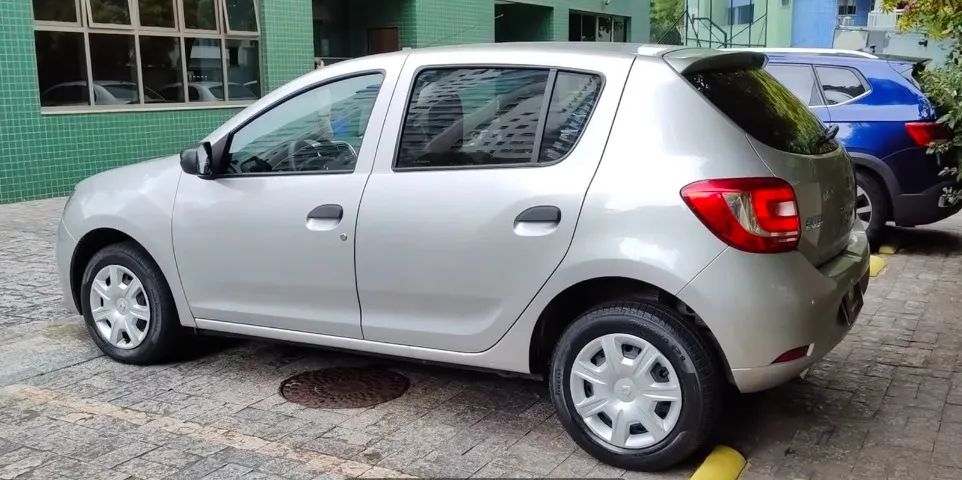 Aluga-se para UBER E OUTROS APPS - SANDERO EXPRESSION 1.0 flex - Foto 4
