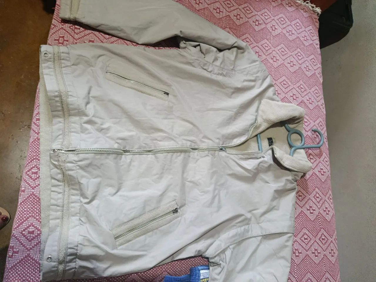 Roupas e acessórios - Foto 4