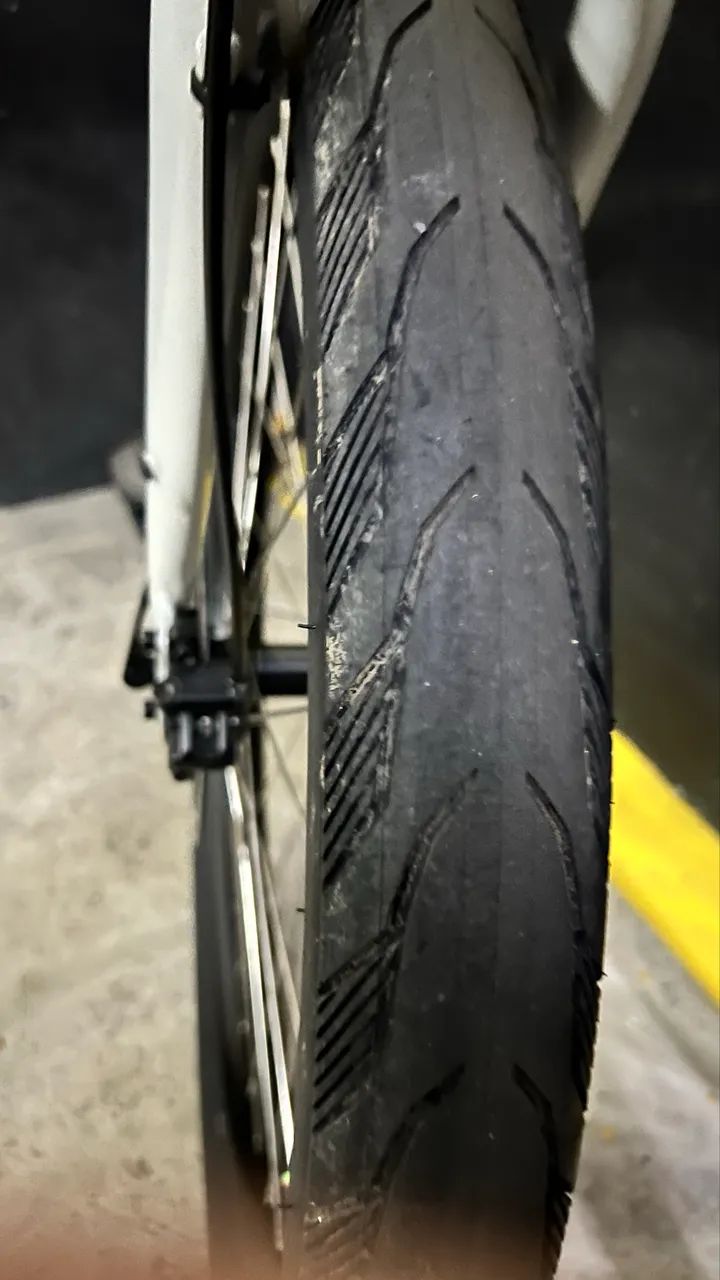 Bicicleta specialized roll 3.0 cinza  - Foto 4
