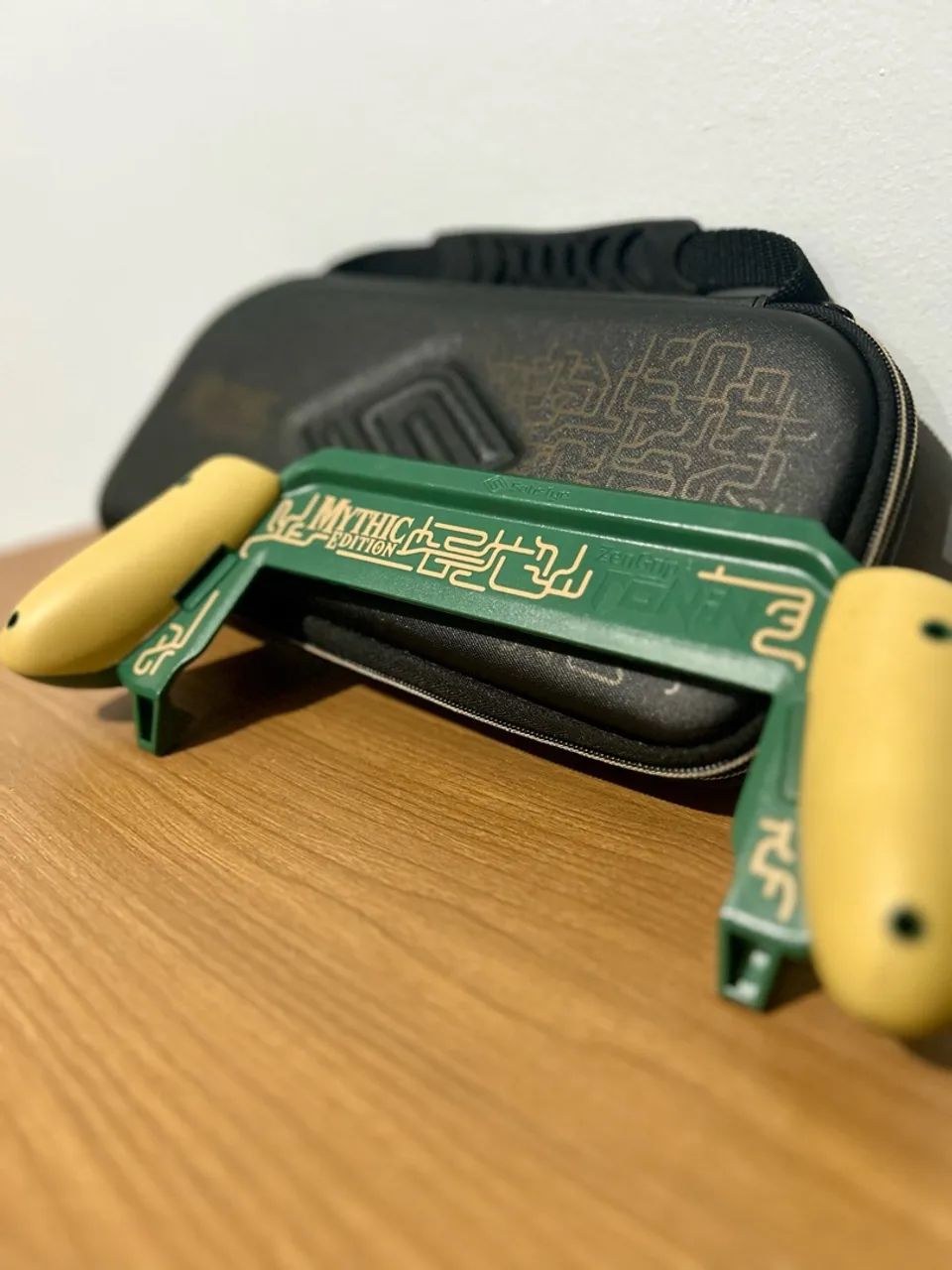 Case e Suporte dos Joycons da Marca Satisfye  - Foto 2