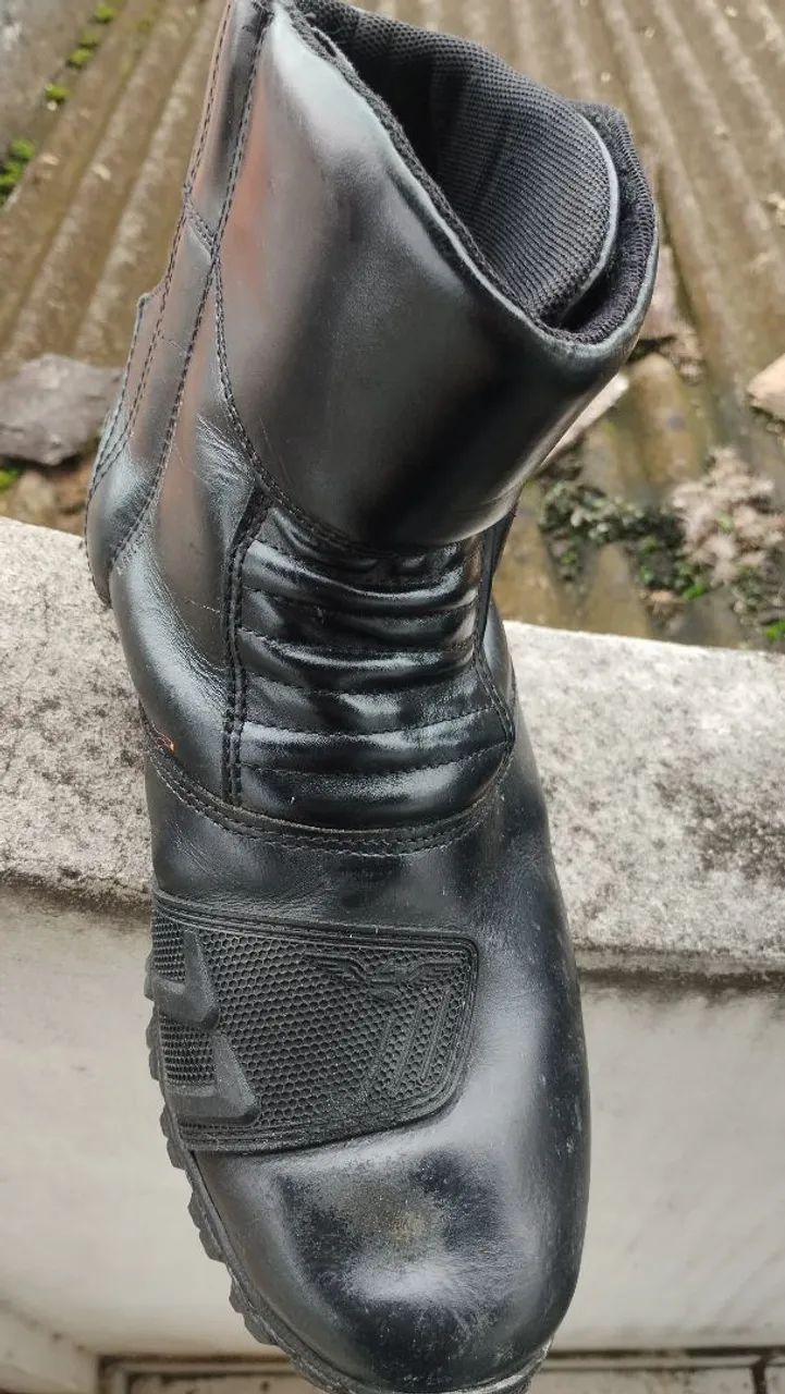 Bota motociclista em couro  - Foto 2