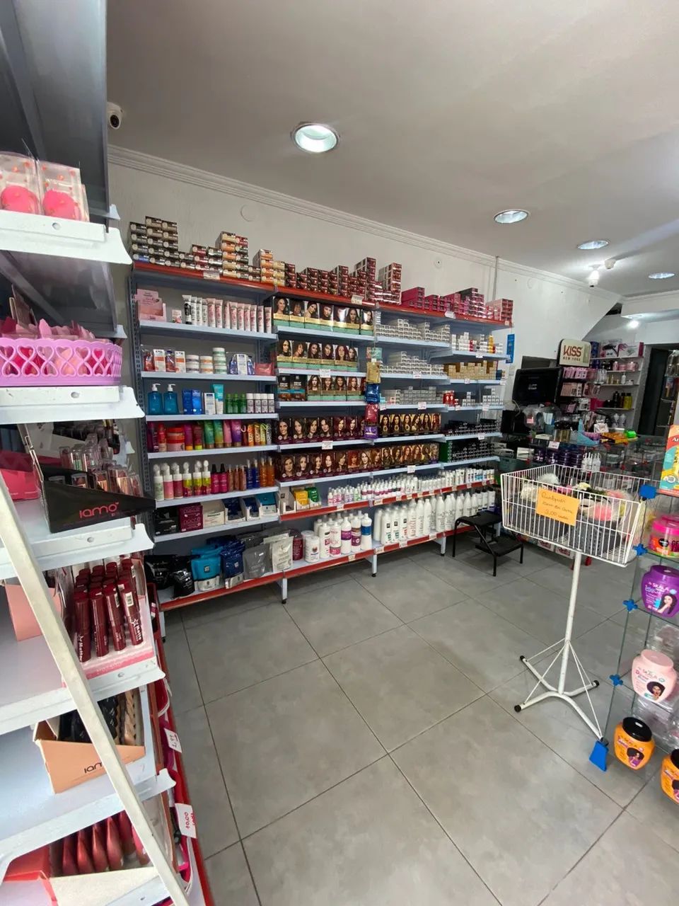 Passo loja de Cosméticos 10 anos de mercado  - Foto 2