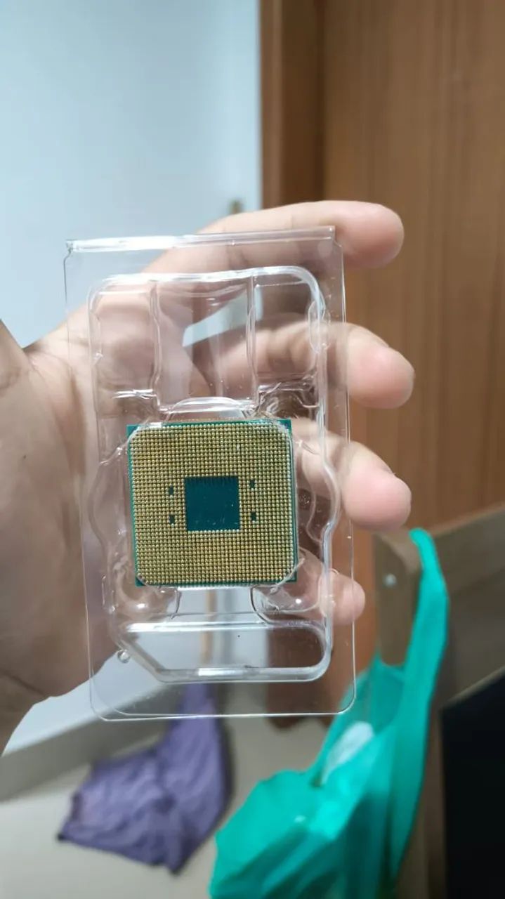 Ryzen 5 2400G - Foto 2