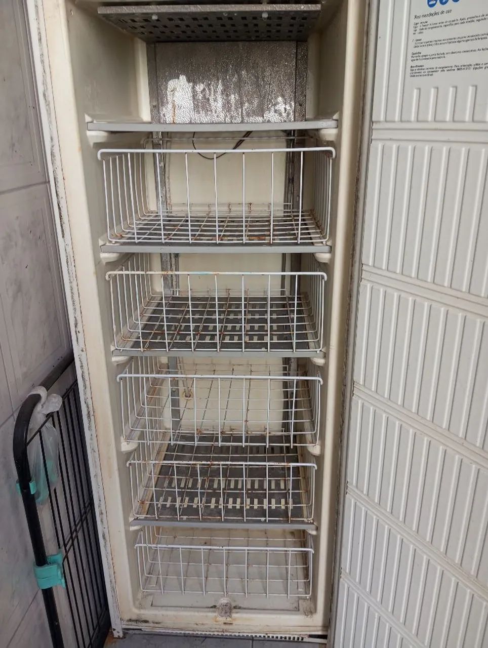 Vendo Freezer vertical  - Foto 2