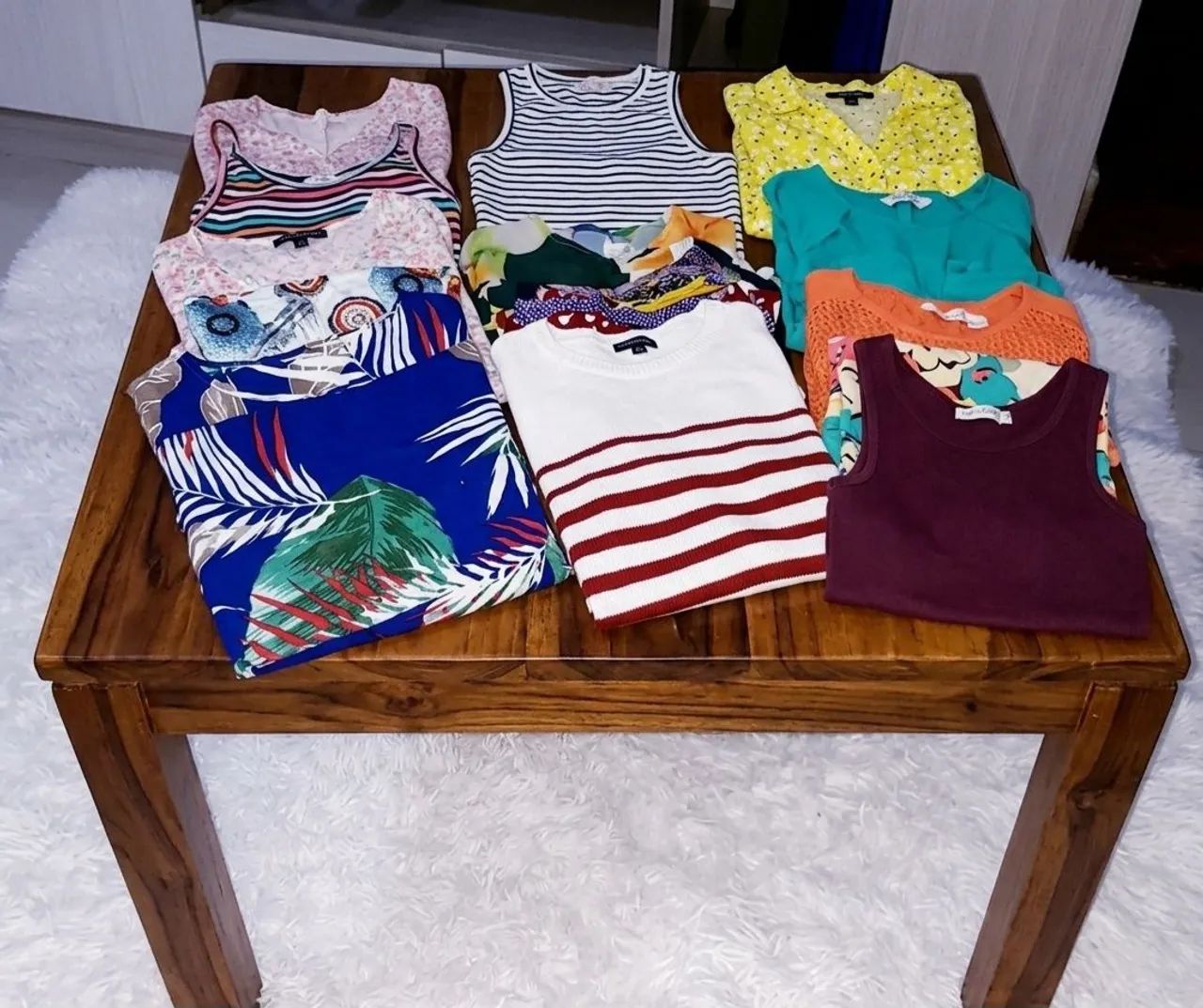 Lote Premium 50 Blusas Femininas Selecionadas - Grade P ao GG (Sem Avarias) - Foto 2