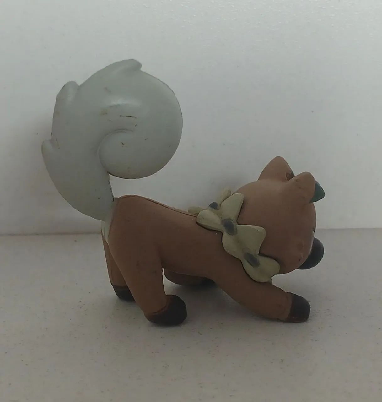 BONECO ACTION FIGURE MINIATURA POKEMON ROCKRUFF - Foto 2