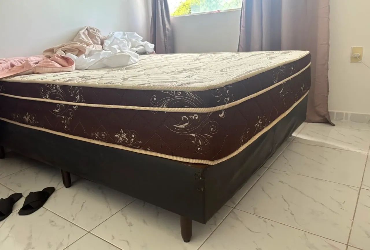 Cama casal - colchão e base 