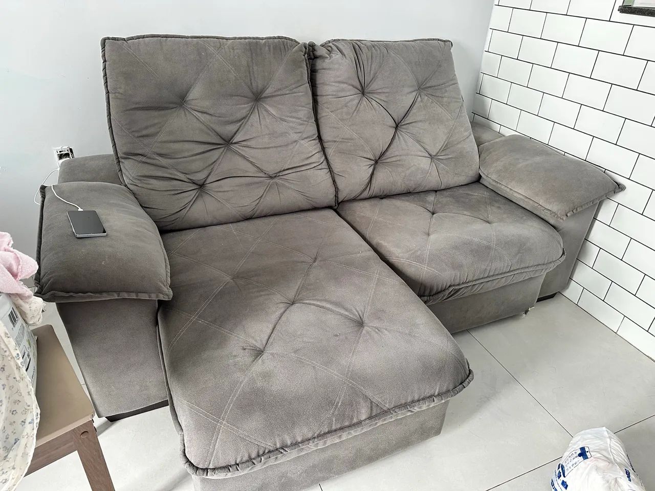 Sofá retrátil e reclinável 