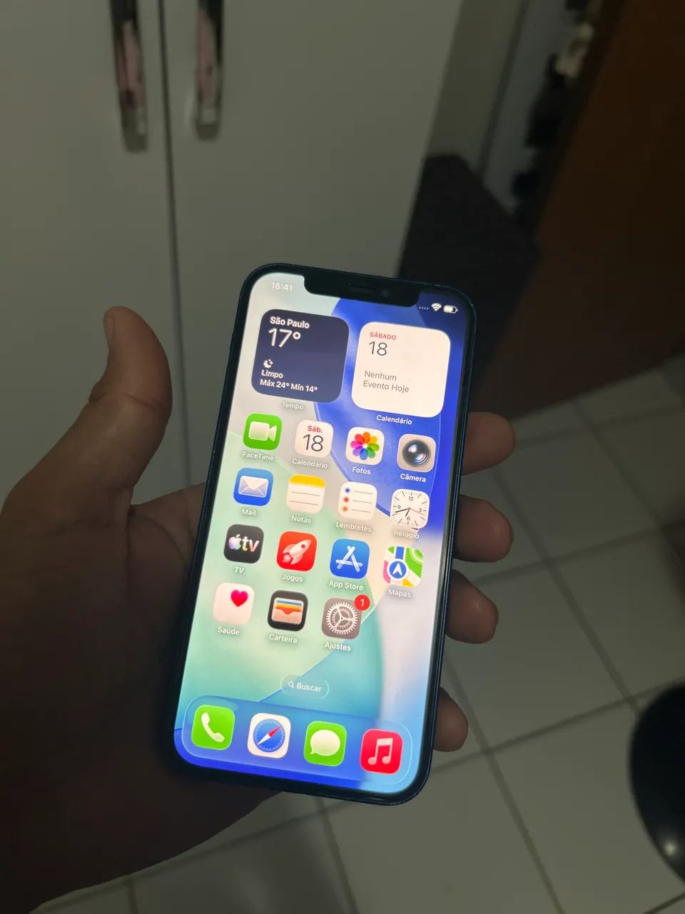 iPhone 12 