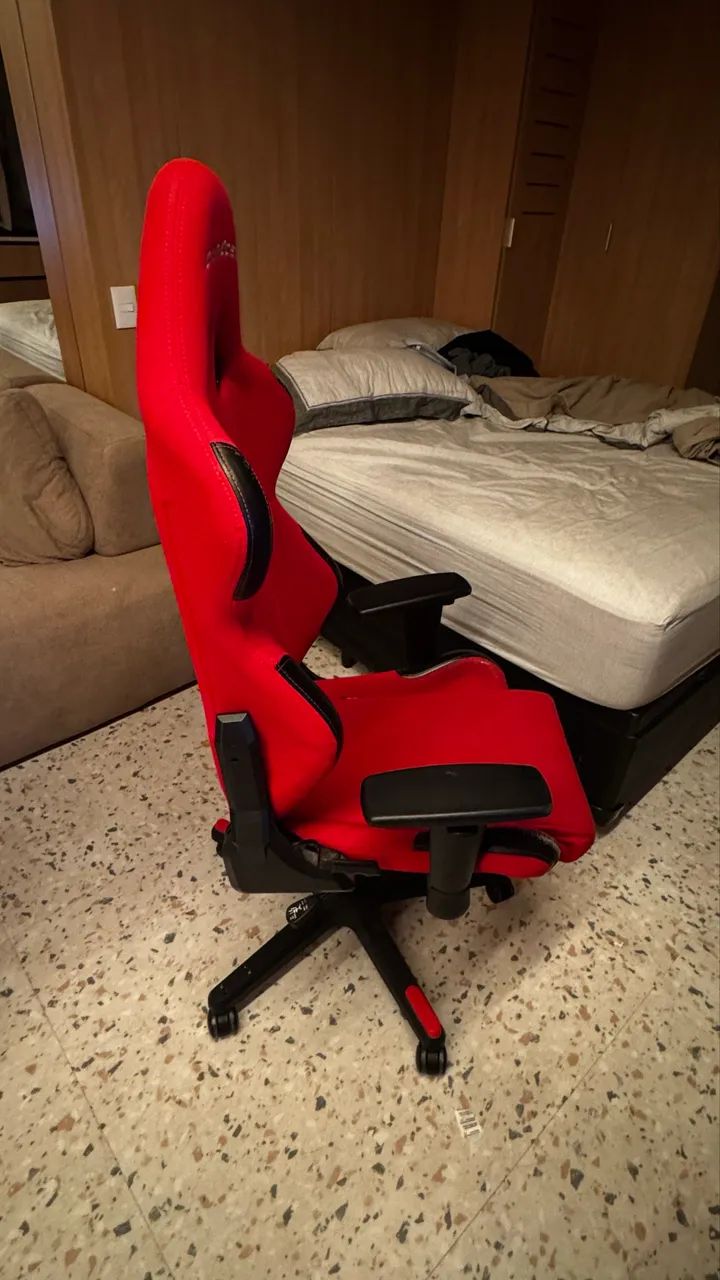 Cadeira Gamer Vermelha de Tecido DX Racer - Foto 4