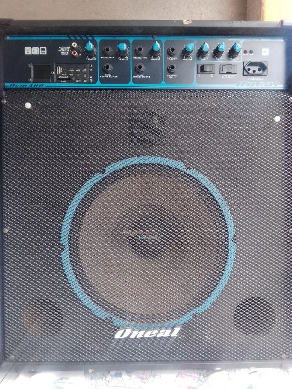 CAIXA AMPLIFICADA ONEAL