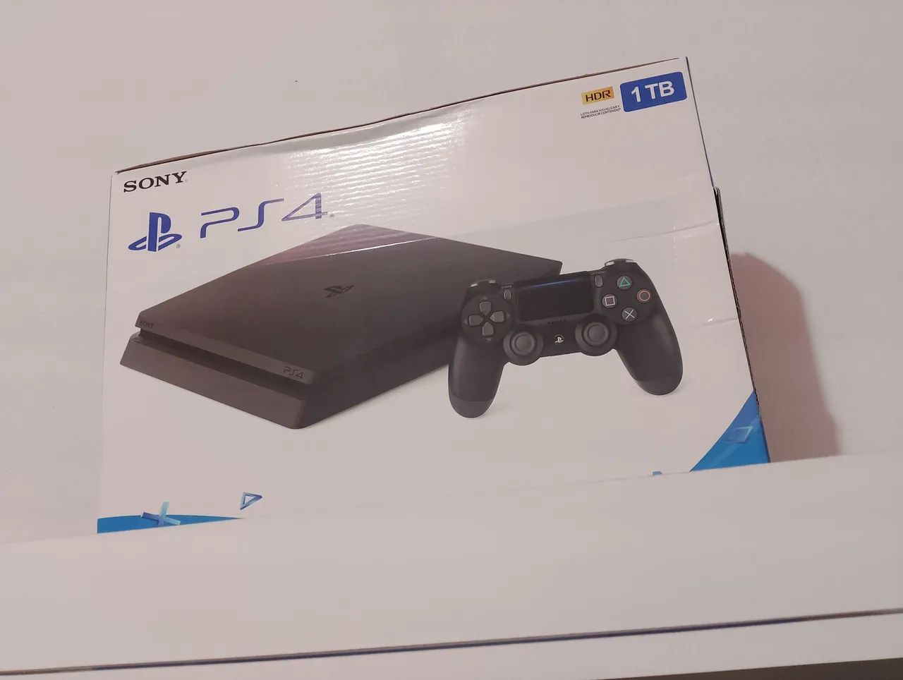 Playstation 4 Slim 1TB