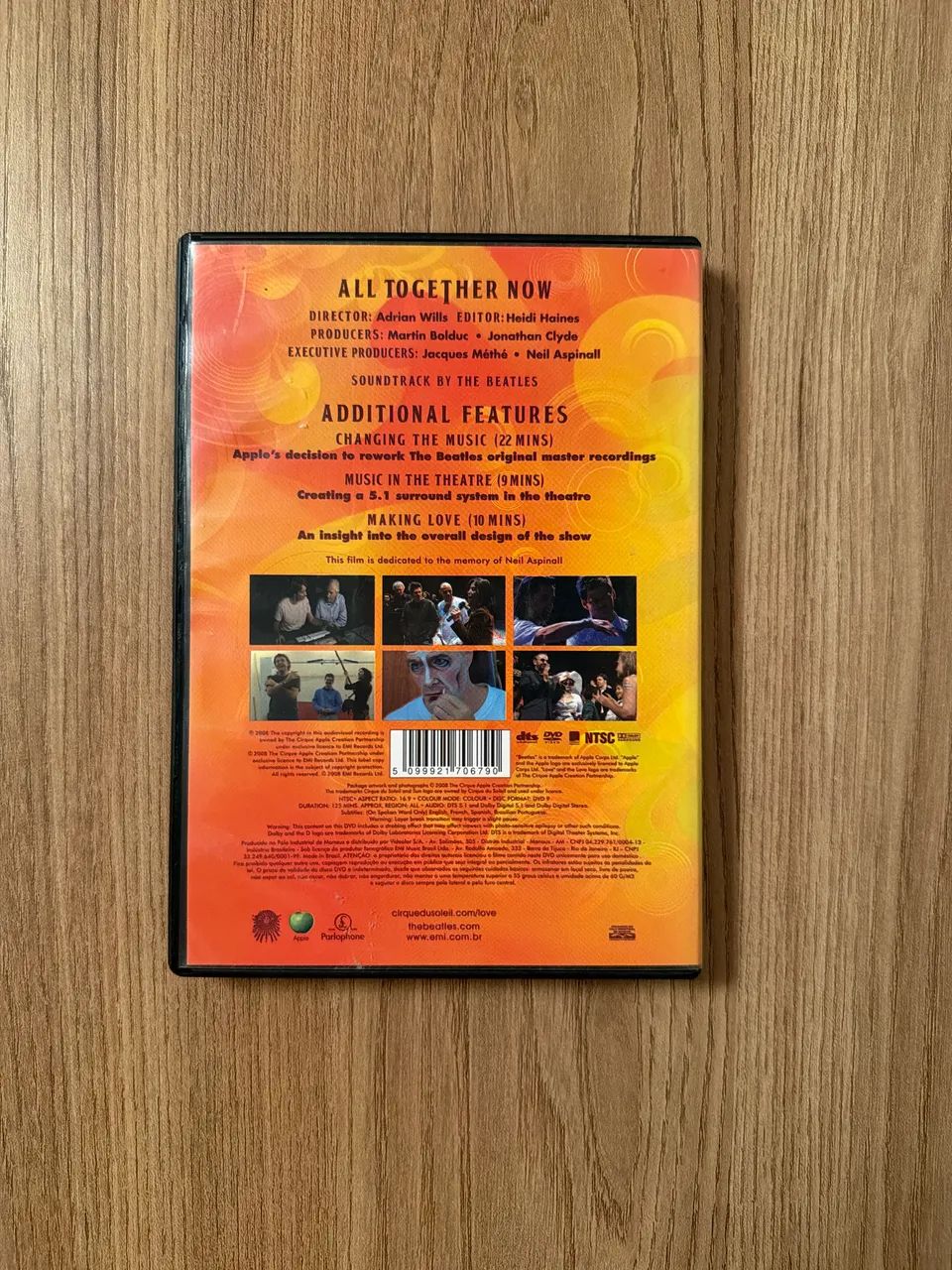 DVD The Beatles + Cirque Du Soleil - All Together Now (Documentário Clássico) - Foto 2