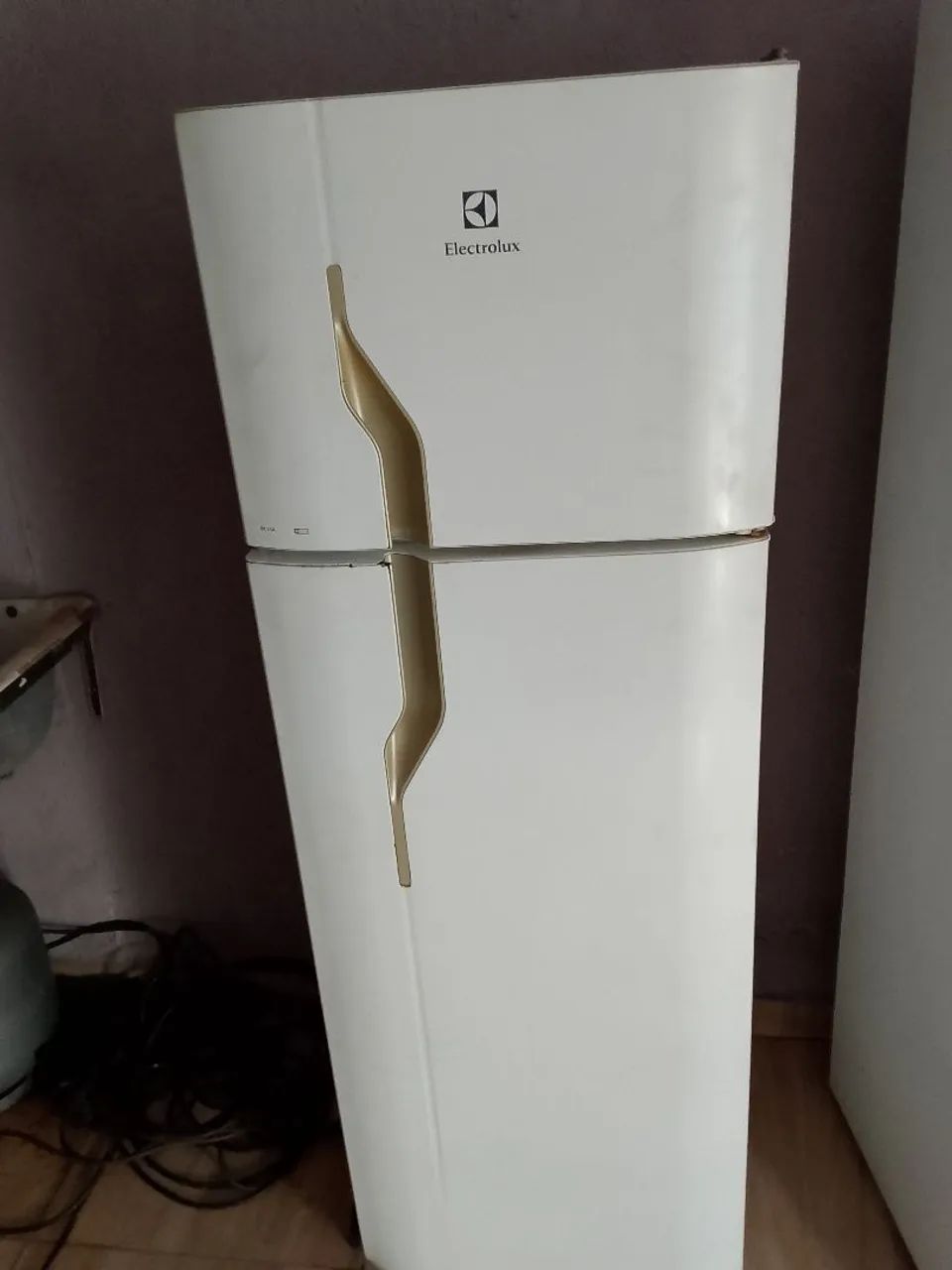 Vendo geladeira Electrolux