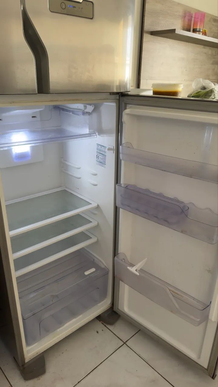 Geladeira Eletrolux 400L - Foto 3