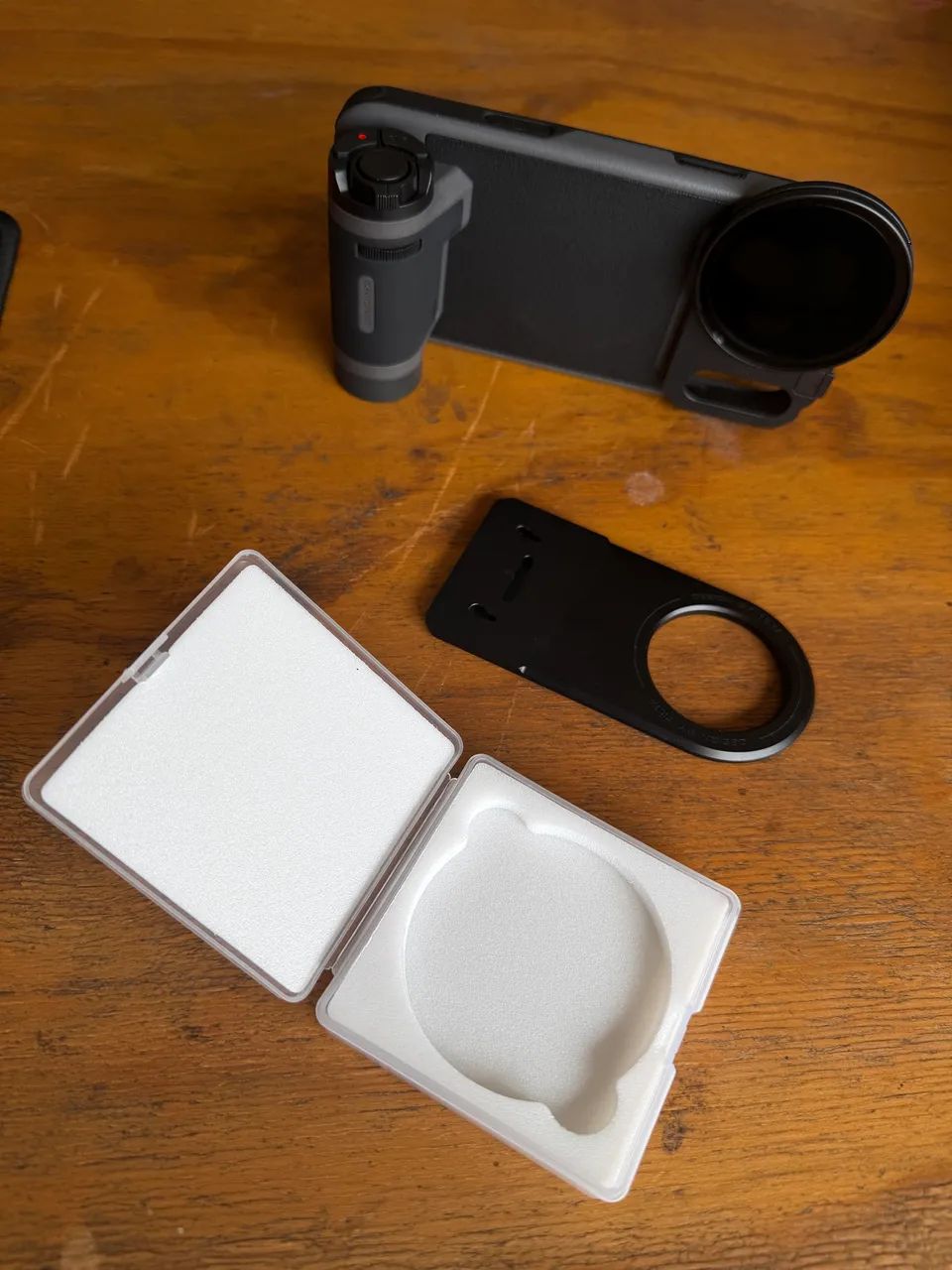 Case Tilta Khronos Lite para iPhone 17 Pro Max (Ainda não tem no Brasil) - Foto 3
