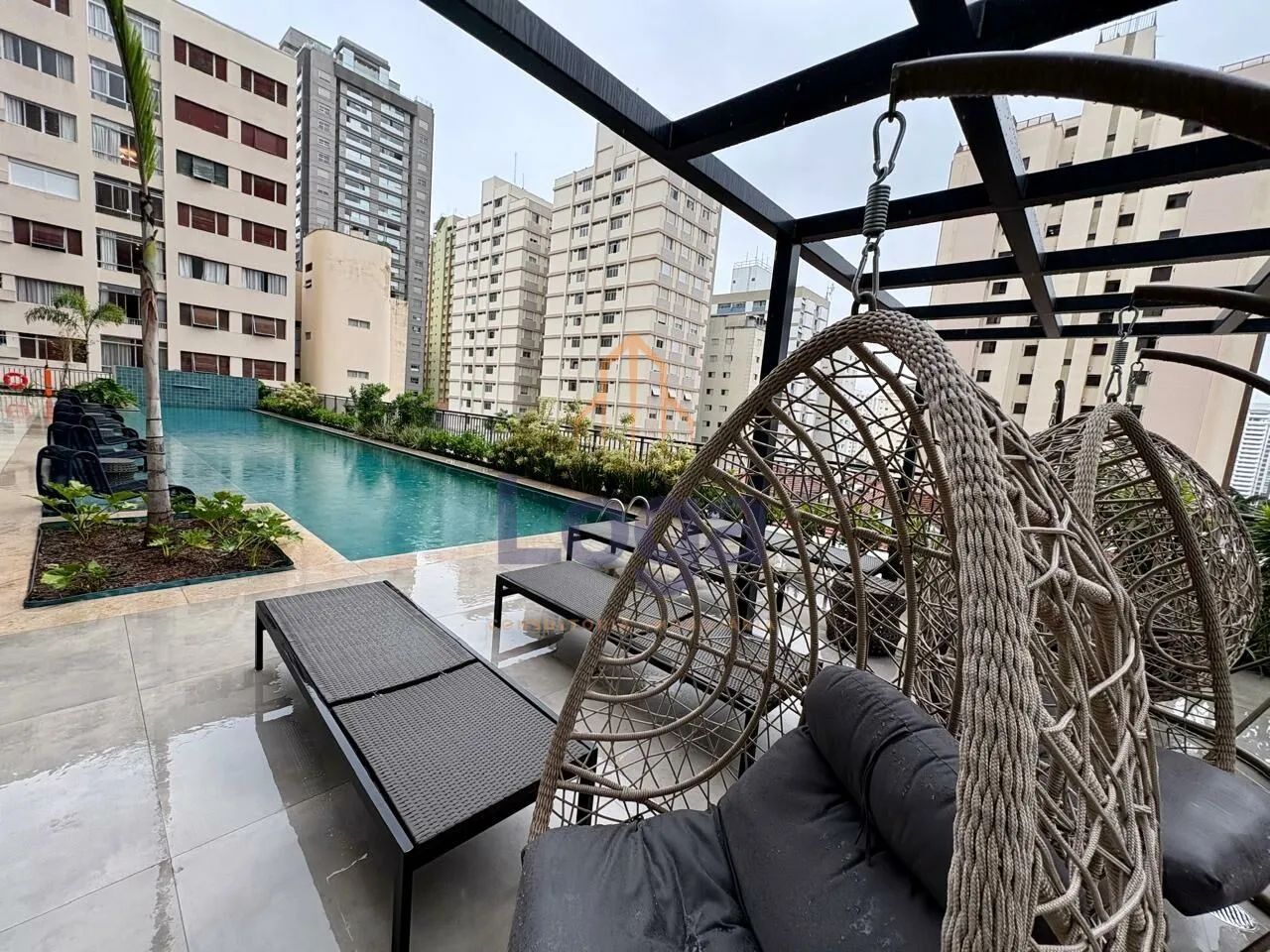 STUDIO DE 31 M² COM SUÍTE, TOTALMENTE EQUIPADO E A 350 METROS DO METRÔ PARAÍSO! - Foto 3