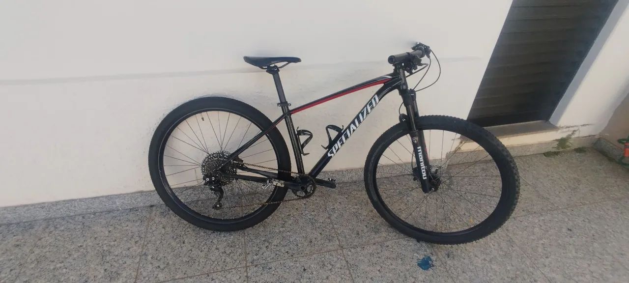 Bike Specialized rockhopper tamanho m