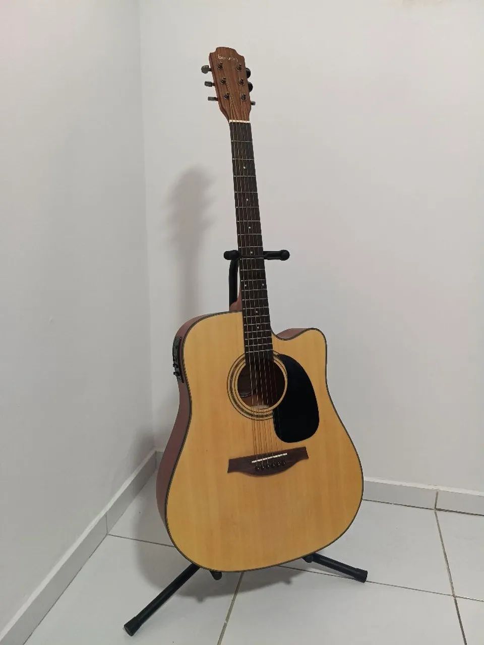 Violão Benson Eletroacústico, cordas de aço.