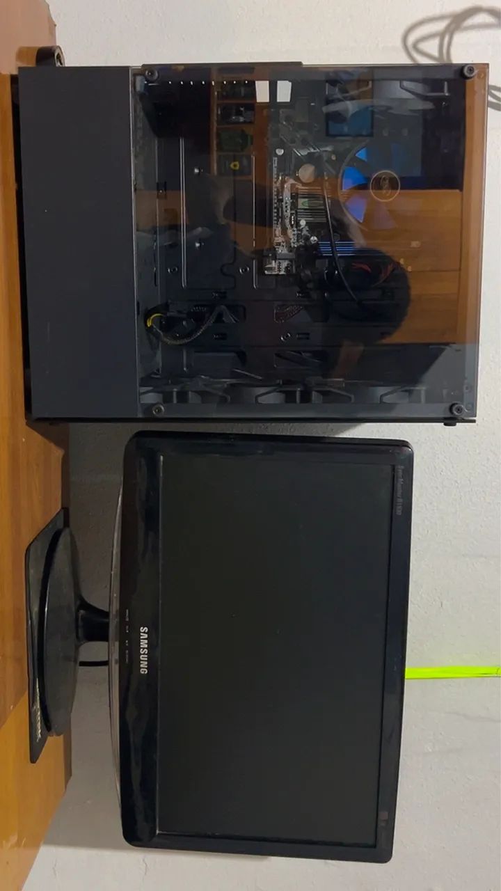 Gabinete de pc e monitor!.