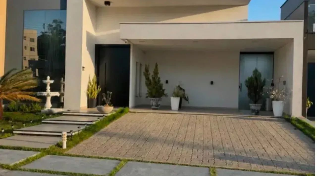 CASA TÉRREA NO CONDOMÍNIO MORADA DOS PÁSSAROS