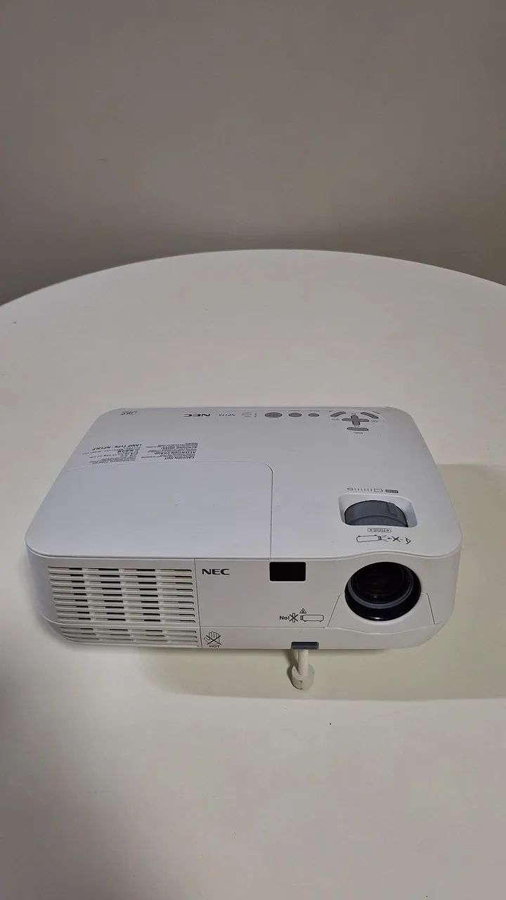 Projetor 2600 lumens  - Foto 4