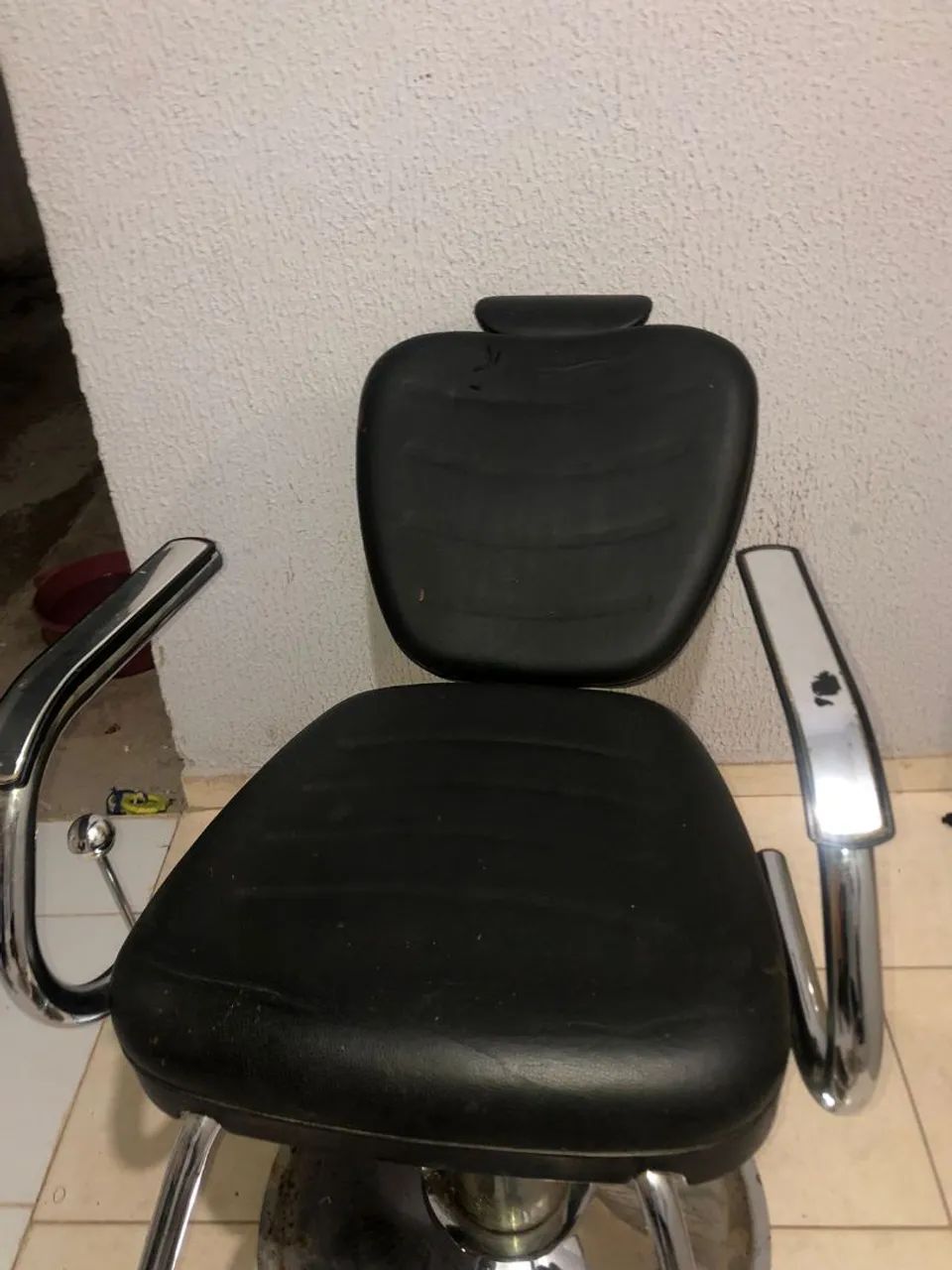 Cadeira de barbeiro  - Foto 4