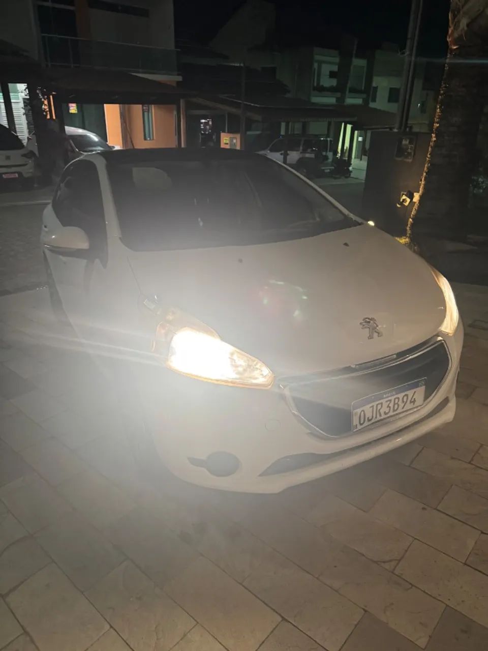 Peugeot 208 Active/active Pack 1.5 Flex 8V 5P 2014 - Foto 2