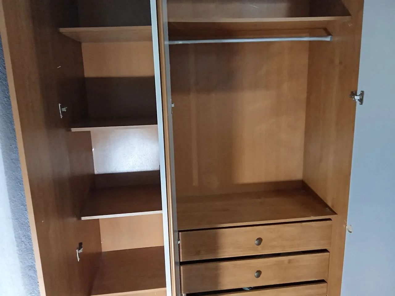 Guarda-roupas com 6 portas e 6 gavetas - Foto 3