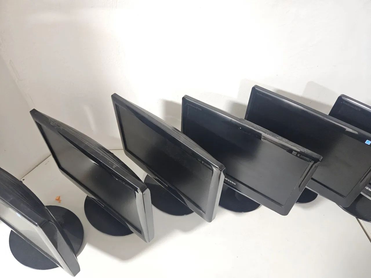 8 monitores sansung  - Foto 3