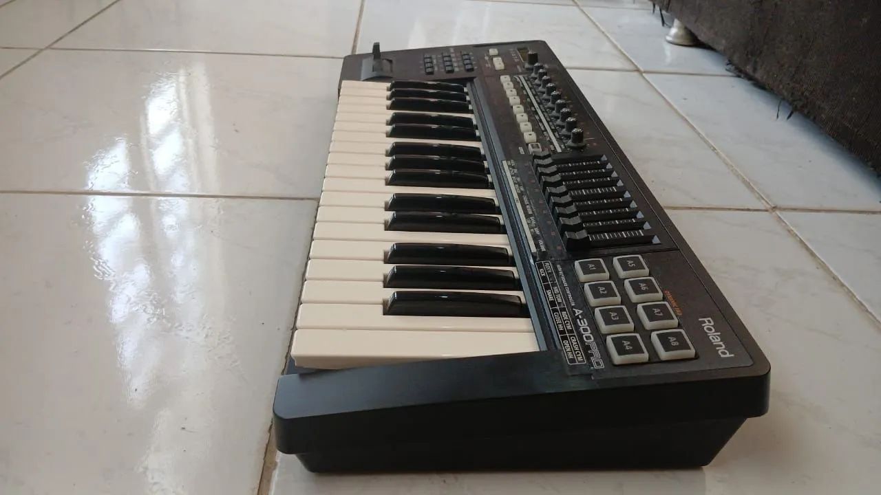 Controlador A300 Roland - Foto 2