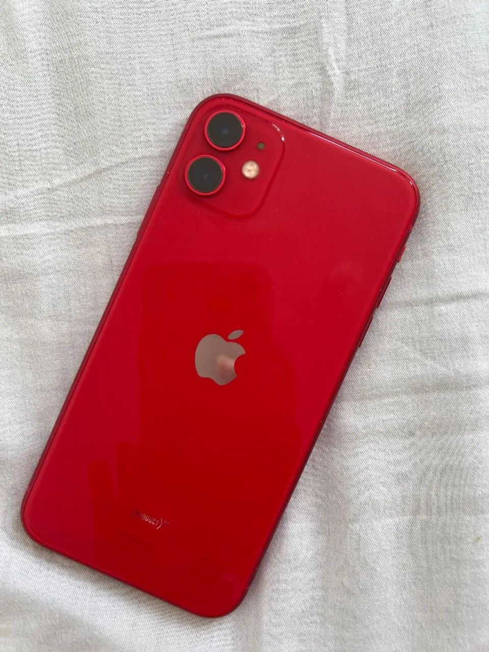 iPhone 11 64GB RED - Foto 2