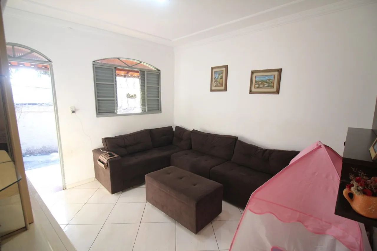 Casa à Venda - Havaí, 3 Quartos, 378 m2 - Foto 3