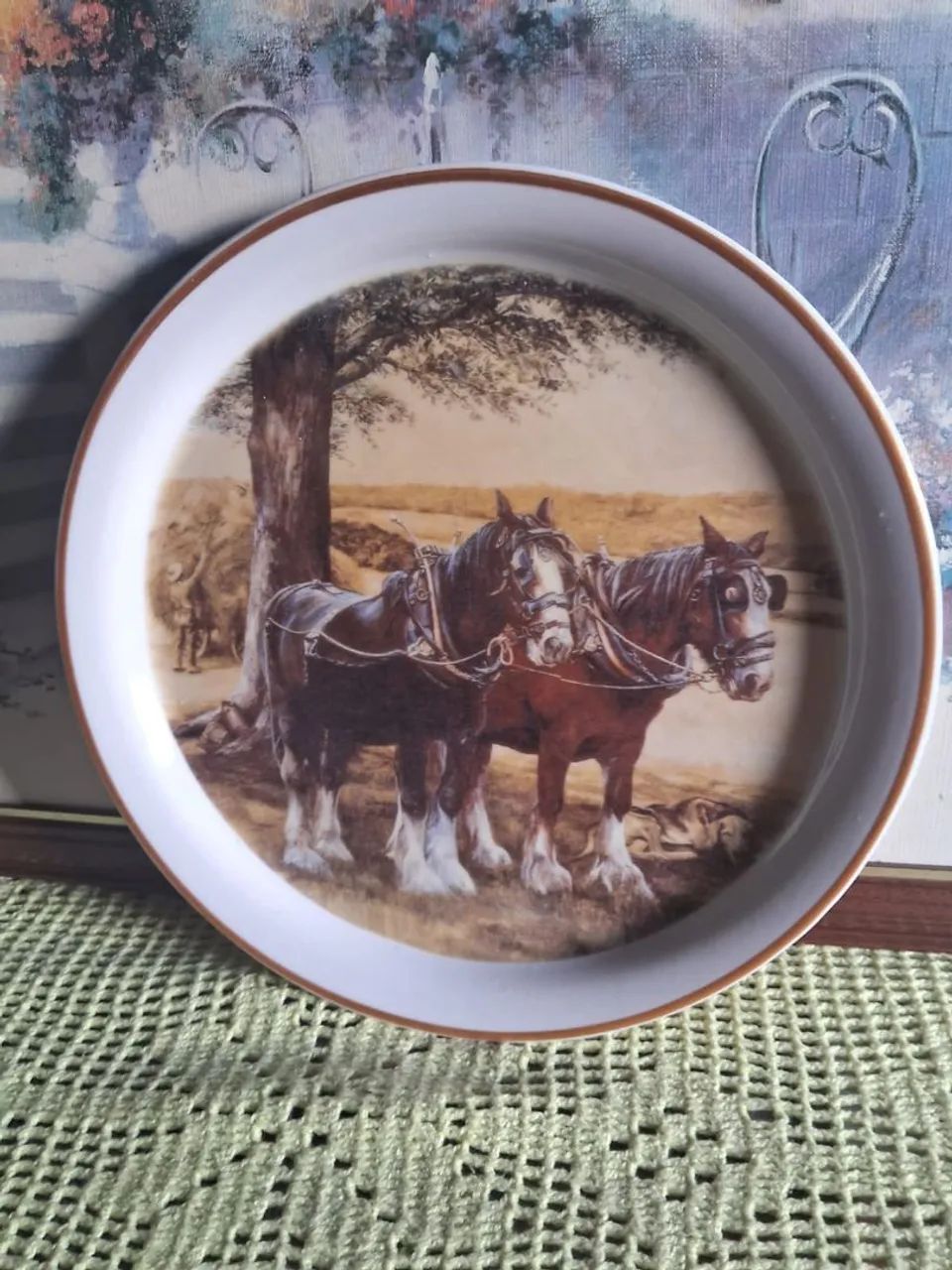 2 Pratos Antigo Porcelana 30 Centímetros  - Foto 2