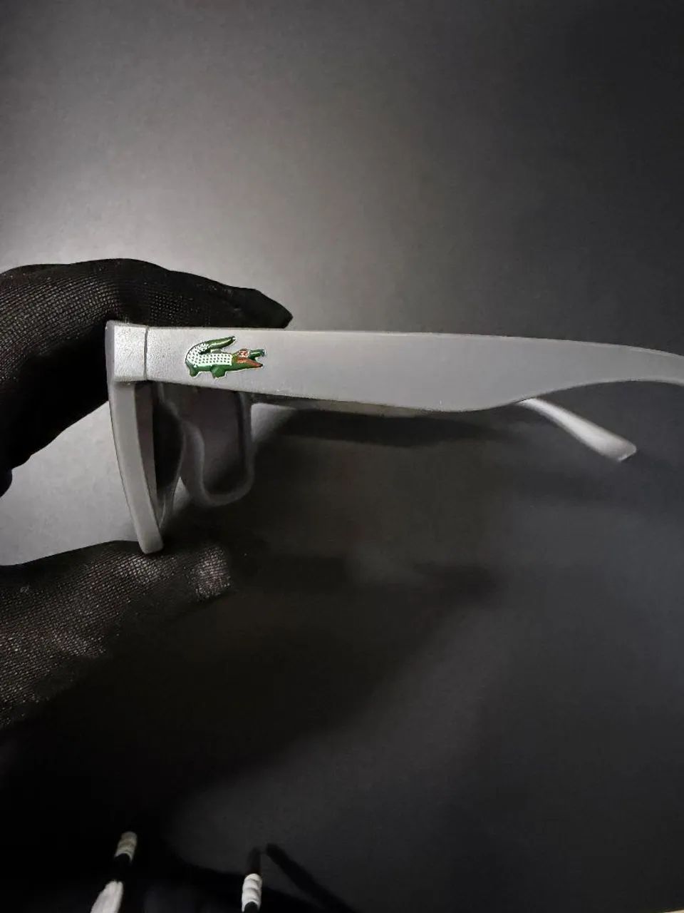 Óculos  Lacoste primeira linha  - Foto 4