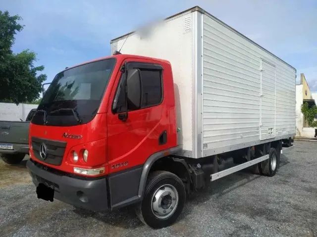 MB Accelo 1016  - Foto 2