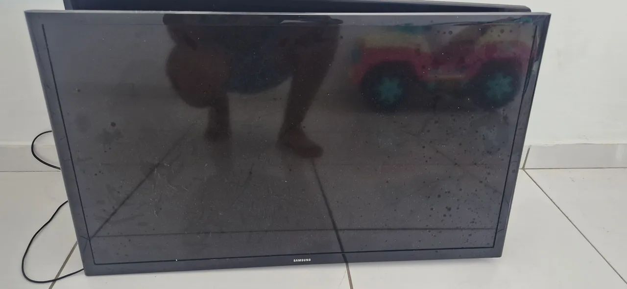 2 tvs 32 polegadas