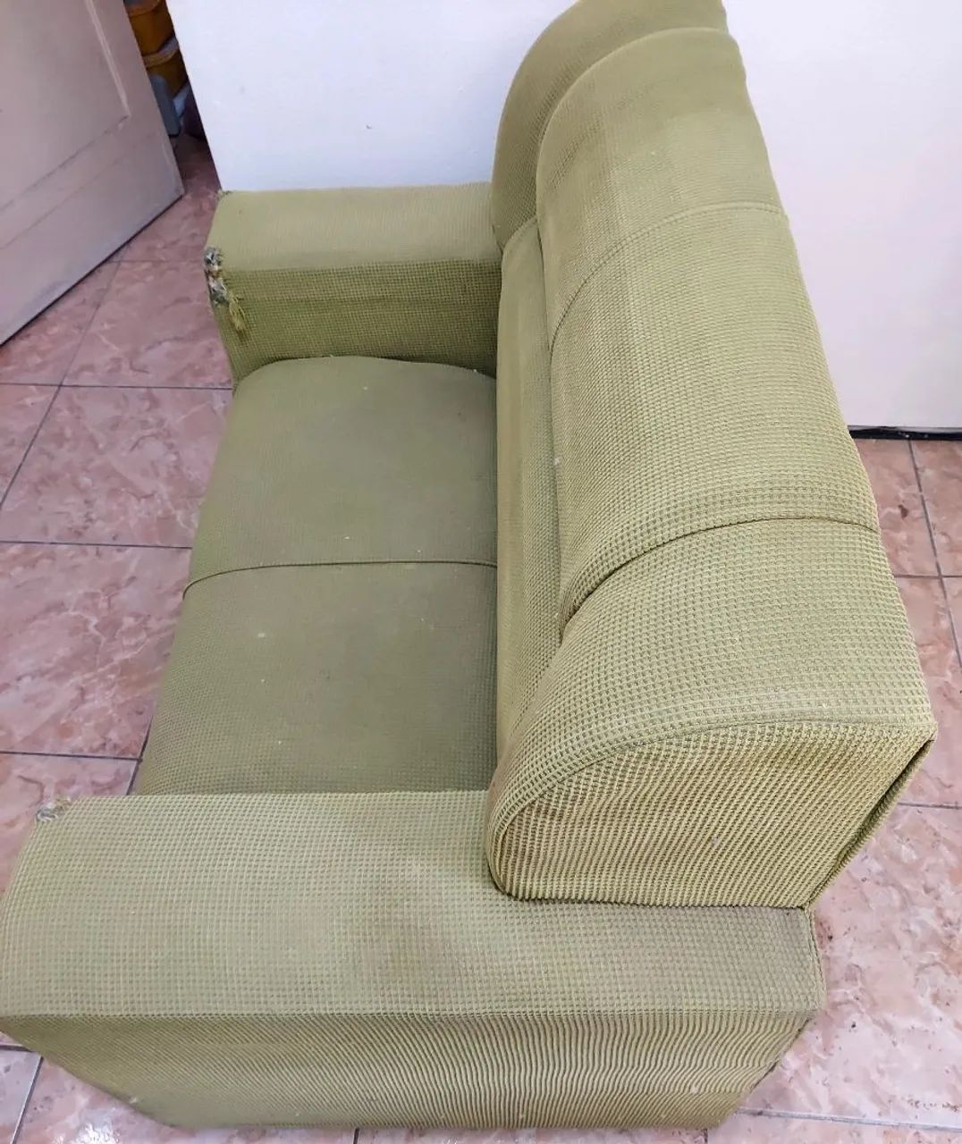 Sofá de 2 lugares conservado. - Foto 3