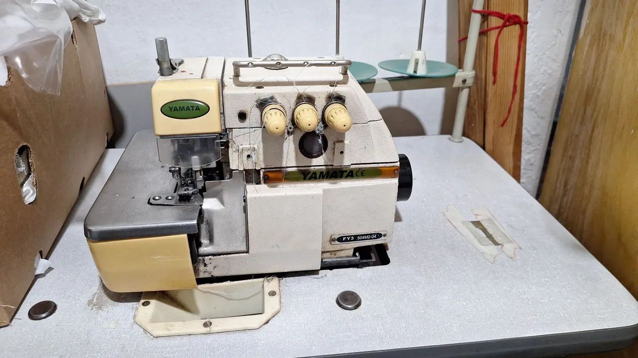 Máquina overloque  - Foto 3