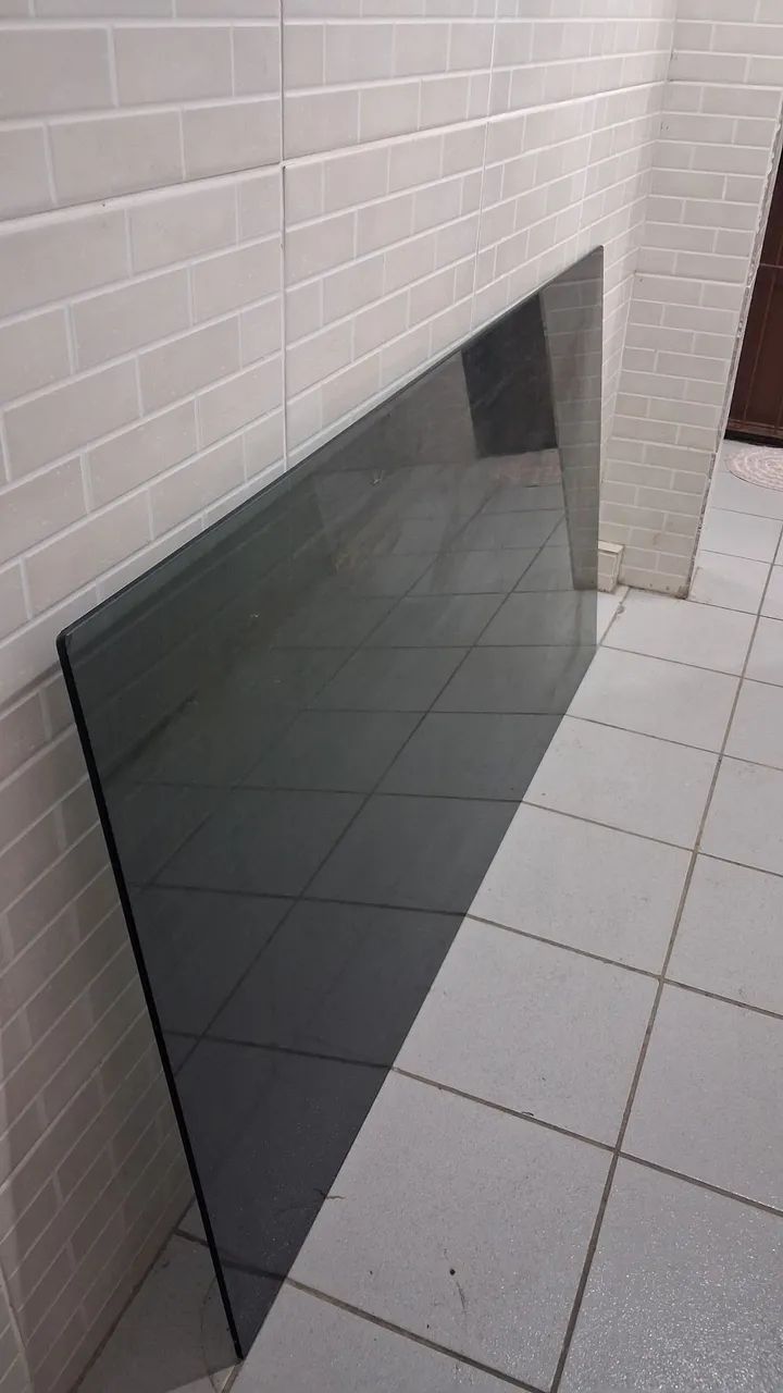 Mesa de vidro Grande