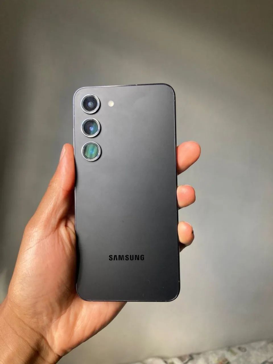 Samsung S23  - Foto 2
