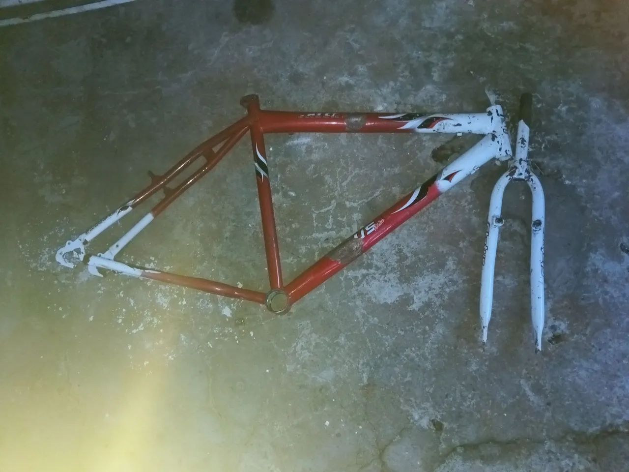 Quadro de bicicleta aro 26 com o garfo 