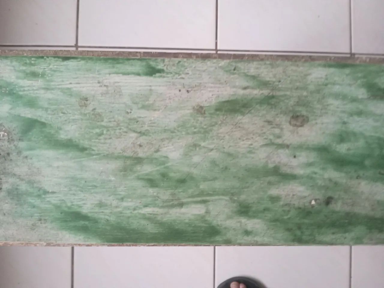 Mesa 40 × 40 quadrada(verde) - Foto 2
