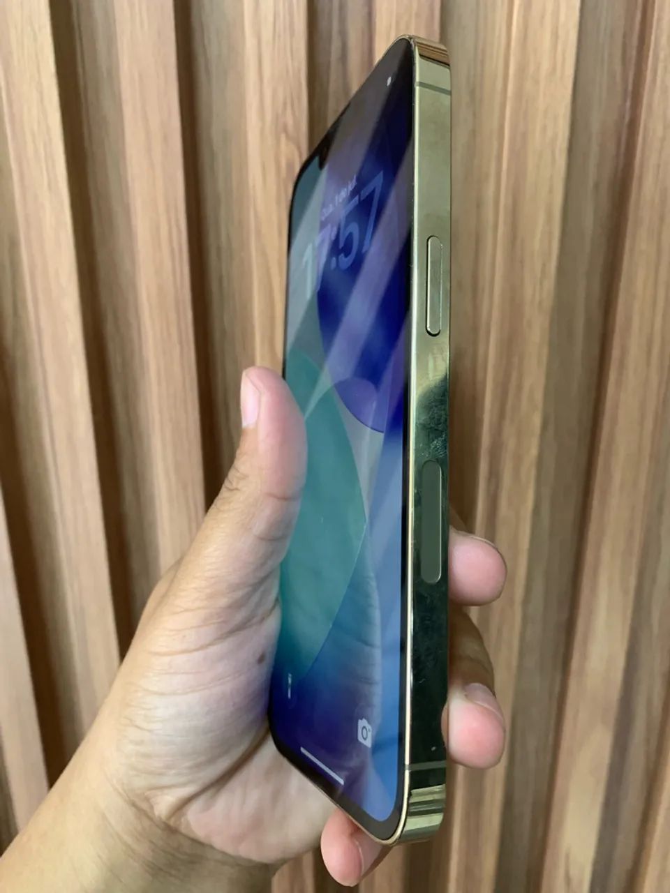 iPhone 13 Pro dourado - Foto 4