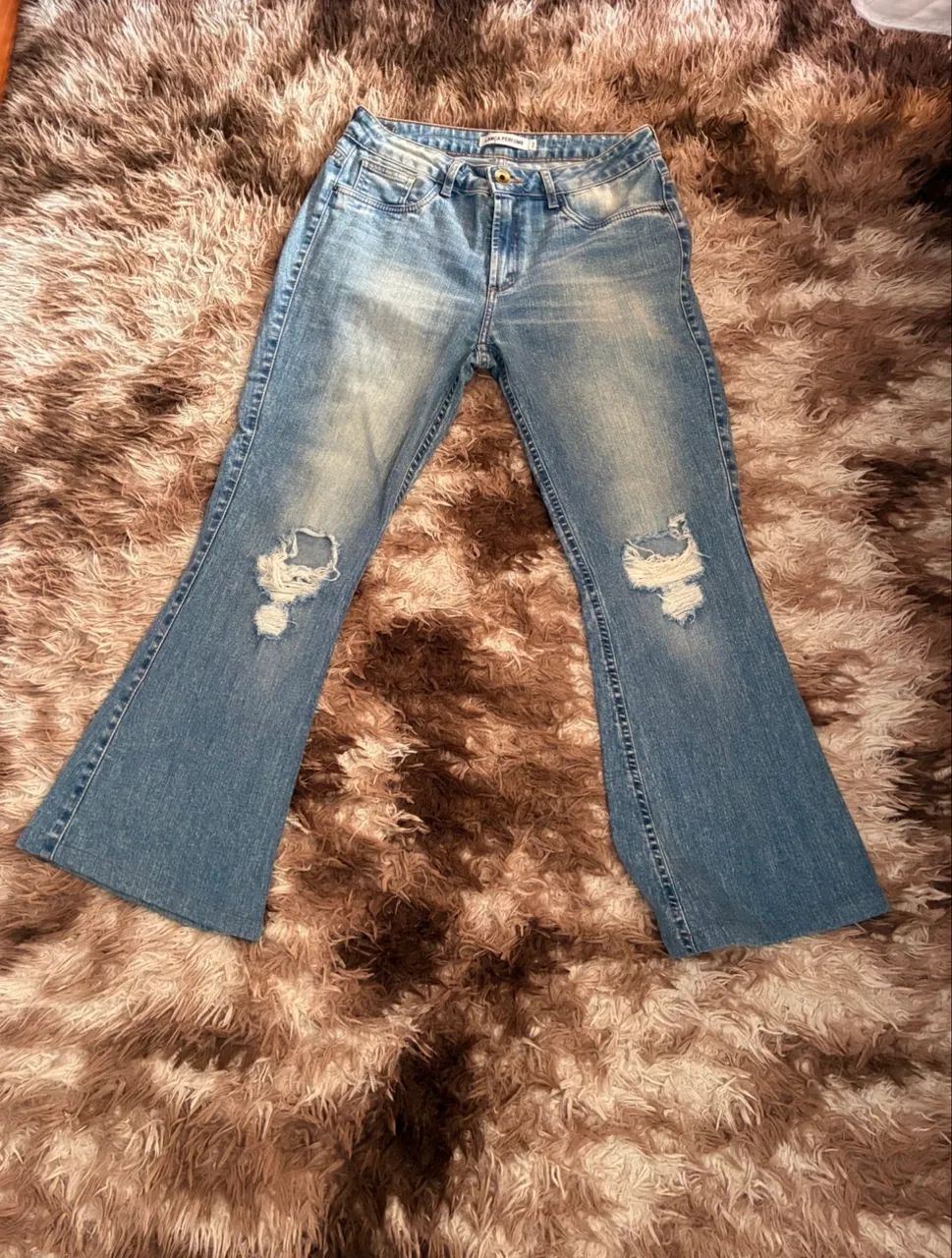 Calça jeans lança perfume  - Foto 2