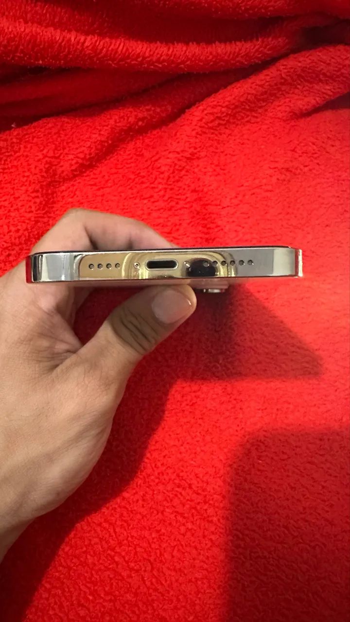 iPhone 14 Pro Max - Foto 2
