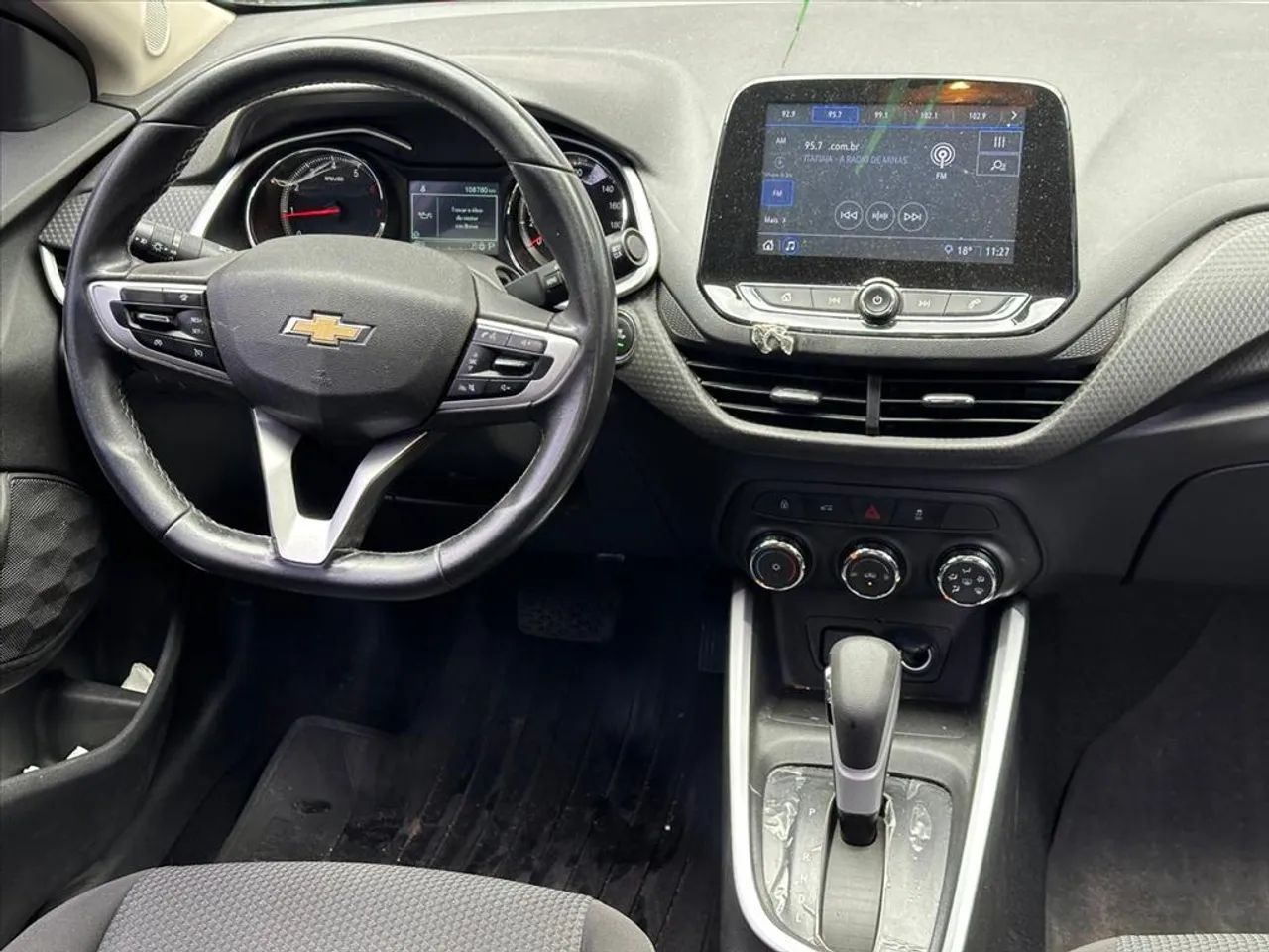 Chevrolet Onix Plus LTZ 1.0 12V TB Flex Aut. 4P 2023 - Foto 7