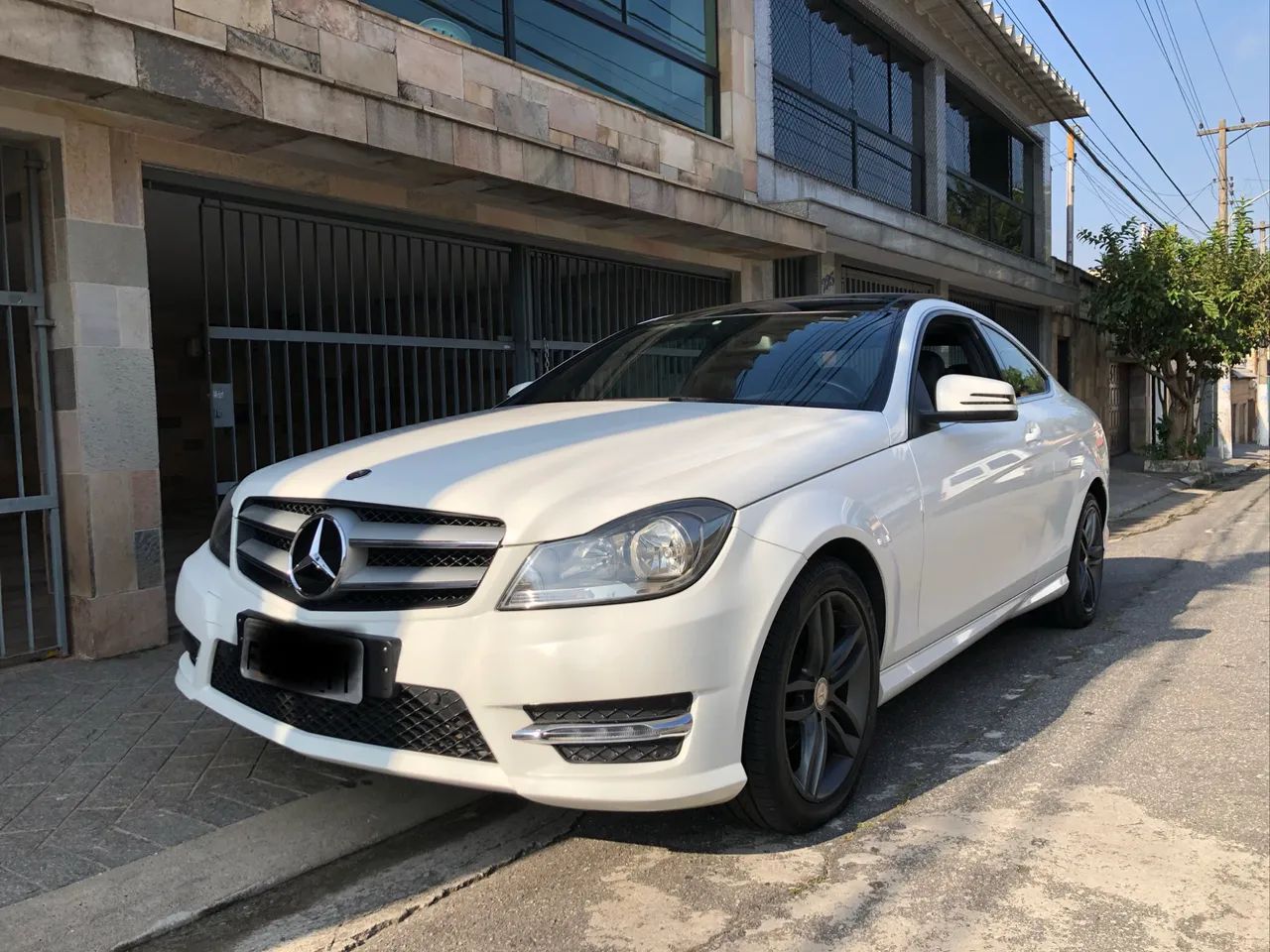 Mercedes-Benz C-180 CGI Coupe Sport 1.6 TB 16V Aut. 2014